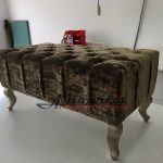 Stool018